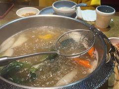 -左庭右院鲜牛肉火锅(金山万达店)