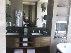 -深圳星河丽思卡尔顿酒店