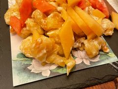 菠萝沙律虾仁-三清山希尔顿度假酒店·三清轩中餐厅