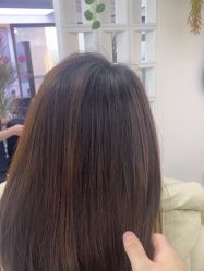 -V7 HAIR SALON