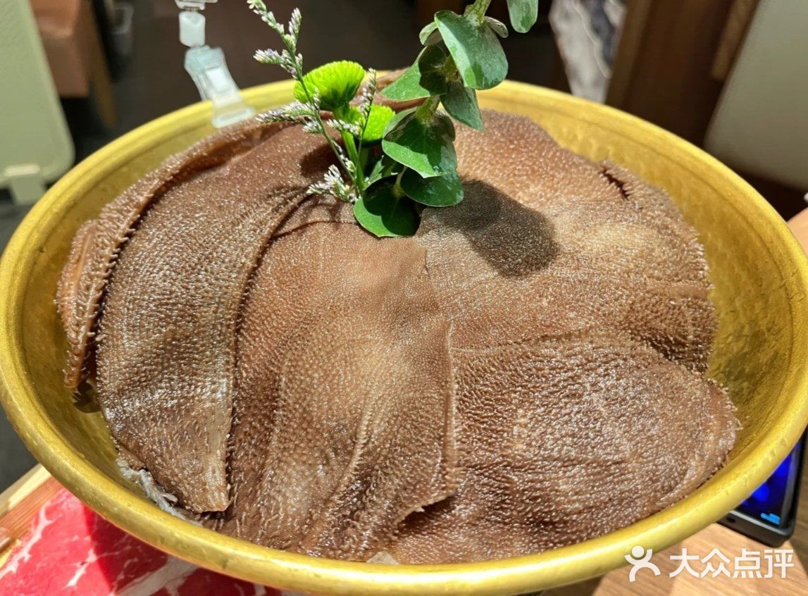 巴奴毛肚火锅:鲜脆爽口,燃情味蕾的火锅盛宴!