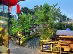 -花溪雨·森林餐厅(石基店)