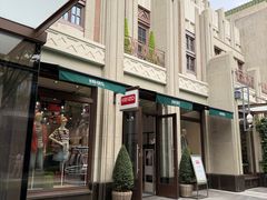 -比斯特上海购物村精品奥特莱斯
