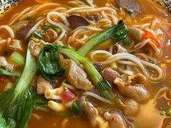 -邱芳粉店(迎宾大道旗舰店)