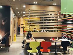-麦当劳(杭州西湖银泰百货店)
