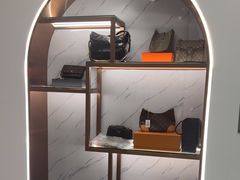 -聚云奢二手奢侈品黄金手表包包回收·中古店(上海店)