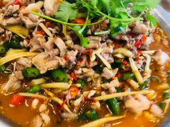 -兔行天下-鸿鹤鲜锅兔(中海国际店)