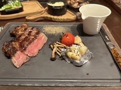 -恰餐厅及酒吧 CHAR Bar & Grill (北京丽都皇冠假日店)