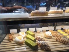 -红宝石·鲜奶小方·海派西点房(浦三店)