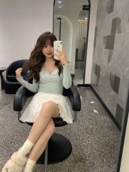 -SWANK SALON