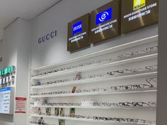 -美式眼镜·授权蔡司.依视路.尼康.豪雅.明月(南翔印象城店)