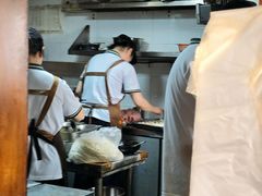 -舒蔡记生煎菜饭(云南中路店)
