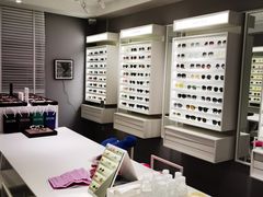 -目艮眼镜SHOWROOM(品牌集合店)
