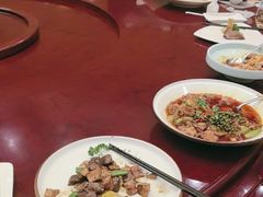 -粤尚腾香居中餐厅(首都机场希尔顿店)