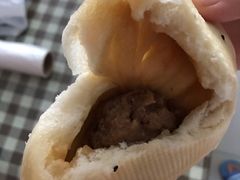 鲜汁大肉包-食膳公园包子铺(烈士公园店)