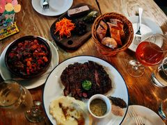 -羽深肉铺 Steak & Wine