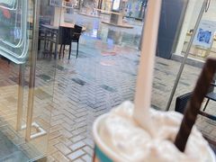 -DQ·蛋糕·冰淇淋(大宁国际商业广场店)