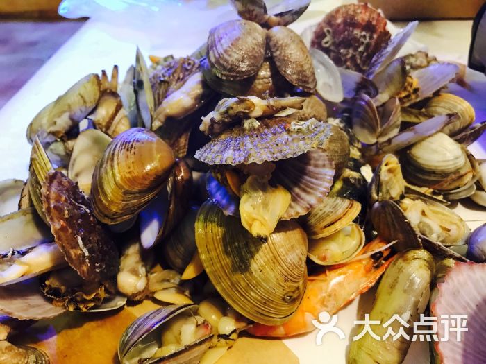 戴小河创意海鲜餐厅的点评
