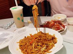 -宝燕海货工场(长江国际店)