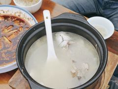 -洪平血旺椒麻鸡雅鱼饭店(熊猫大道店)