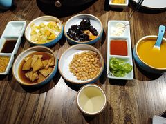 -明洞阿姨·韩式酱蟹烤肉·创意料理(三元桥店)