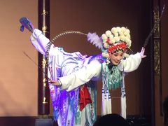 这个演员很美-盖碗儿梨园·变脸吐火·川剧(天府广场店)