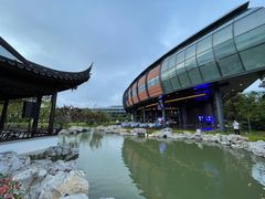 -上海滴水湖皇冠假日酒店