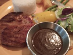 汉堡牛排-Cafe Alice咖啡爱丽丝(奥城店)