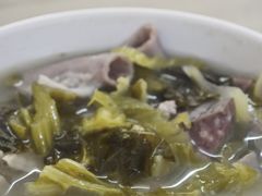 酸菜猪杂汤-猪肠胀糯米(珠江路美食街店)