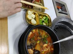 -悦嘉牛肉馆·韩式烤肉·牛肉汤饭