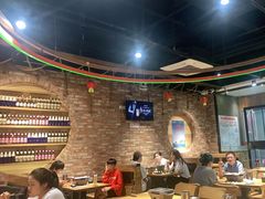 大堂-聚点串吧·北京烧烤(公益西桥店)