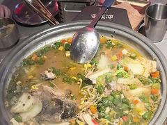 -令狐冲·炭烤活鱼(宝龙店)