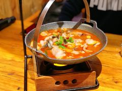 -老滇山寨•云南特色菜•地方菜•民族风情歌舞表演(金碧店)