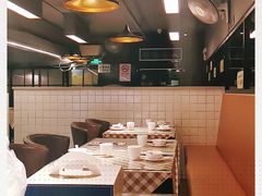 大堂-新大咀港式茶餐厅(宝山万达店)