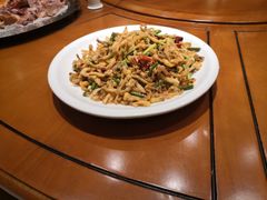 -吴记酱骨炖菜馆(康安路店)