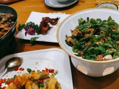 -老板很二(吉大店)