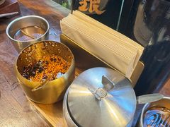 -银米·云南传统过桥米线(双廊黑金冠店)