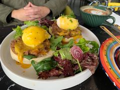 疯狂手撕牛肉班尼迪克蛋-The Rug Cafe(王府中环店)