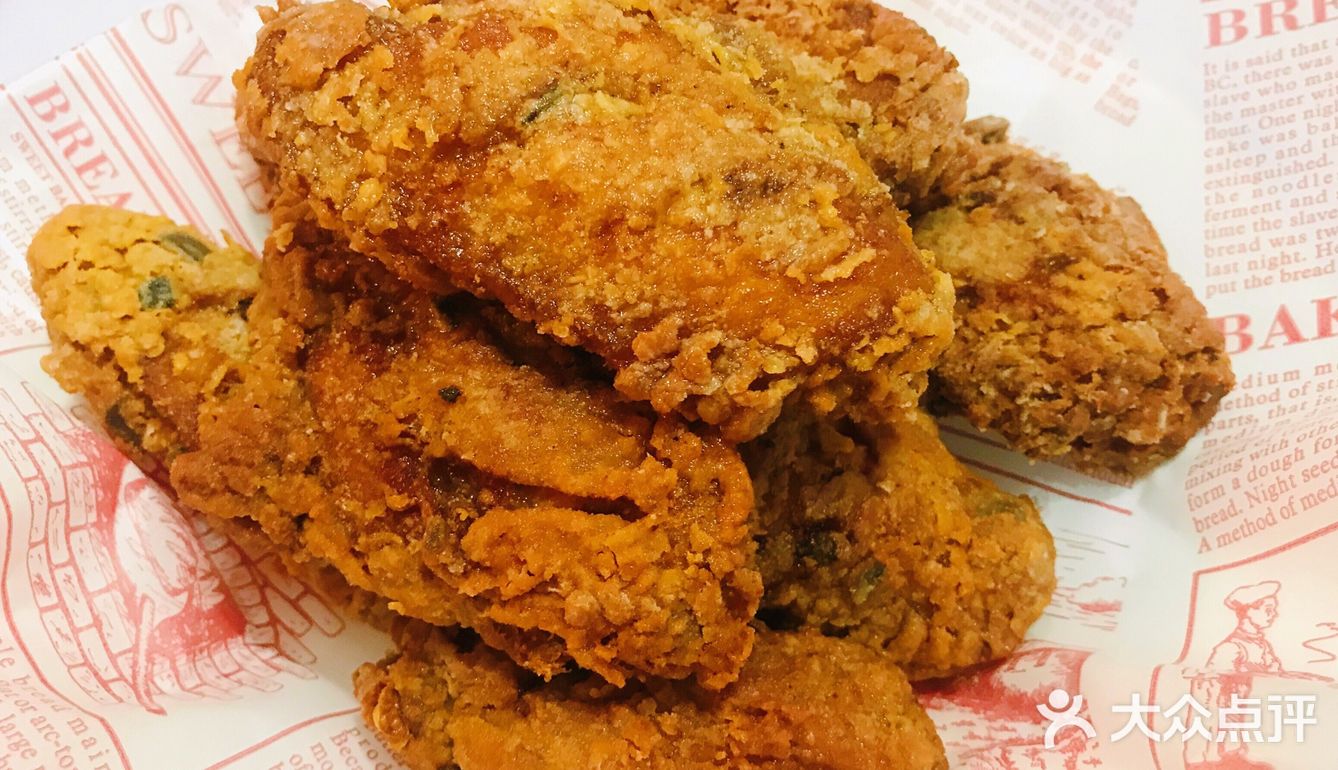酥嫩多汁的蒜香炸鸡翅，堪比炸鸡店！