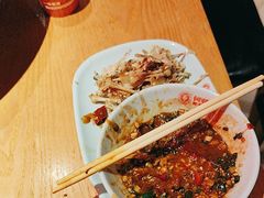 -何师傅美蛙鱼头(汉街店)