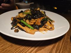 -张家卫·阳江菜·小海鲜(肥婆湾桥店)