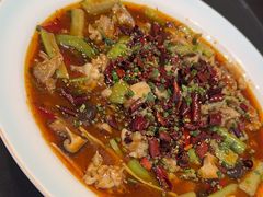 -川流不息·地道川菜·小龙虾(松东路店)