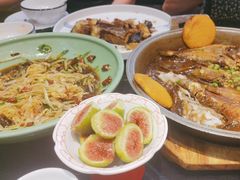 -五谷丰登农家院·地道胶东菜·海鲜烧烤(威海店)