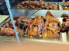 -老鼎万春卤菜(五代传承创始老店)