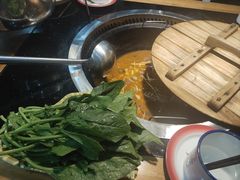 -邹家军铁锅炖(杨家湾店)