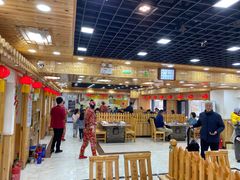 大堂-屯老二农家铁锅炖·行业领军者(梅江店)