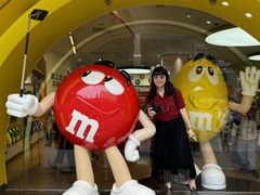 -m豆巧克力世界(上海世茂广场店)