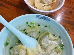 -潘国仙耳光馄饨(黄家阙路店)
