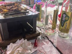 -海盗船. 龙虾烧烤. 酒馆