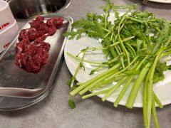 -张哞哞·鲜切牛肉自助火锅(高德置地店)